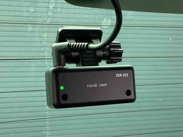 Ｎ－ＯＮＥ プレミアムツアラー　ワンオーナー　禁煙車　純正８インチナビ　ドラレコ前後　ＥＴＣ　バックカメラ　ＬＥＤヘッドライト　サイドカーテンエアバック　シートヒーター　フルセグＴＶ　クルーズコントロール　キーレス　スマートキー（19枚目）