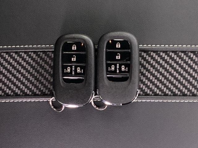 Ｎ－ＢＯＸカスタム コーディネートスタイル　２年間　走行距離無制限　保証付　レンタＵＰ　ワンオーナー　禁煙車　９インチインターナビ　Ｂｌｕｅｔｏｏｔｈ　ＡｐｐｌｅＣａｒｐｌａｙ　ドライブレコーダー　ＬＥＤヘッドライト　ＥＴＣ　両側電動スライド（25枚目）