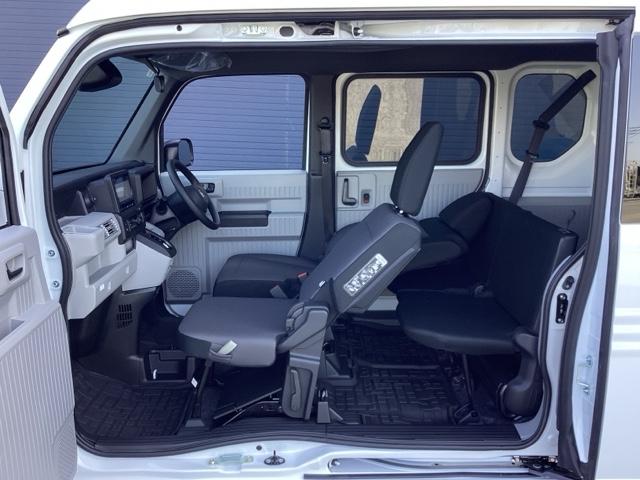 Ｎ－ＶＡＮ ｅ： ｅ：　Ｌ４　急速充電対応　ホンダ純正８インチナビ　ＡｐｐｌｅＣａｒＰｌａｙ対応　フルセグＴＶ　Ｂｌｕｅｔｏｏｔｈ　バックカメラ　運転席シートヒーター　禁煙車　ホンダセンシング　スマートキー　盗難防止装置（18枚目）