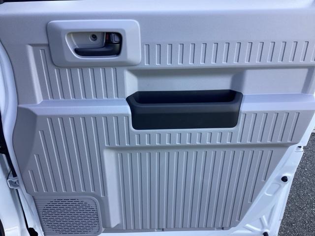 Ｎ－ＶＡＮ ｅ： ｅ：　Ｌ４　急速充電対応　ホンダ純正８インチナビ　ＡｐｐｌｅＣａｒＰｌａｙ対応　フルセグＴＶ　Ｂｌｕｅｔｏｏｔｈ　バックカメラ　運転席シートヒーター　禁煙車　ホンダセンシング　スマートキー　盗難防止装置（23枚目）