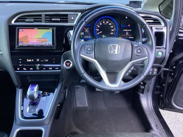 シャトル ハイブリッドＸ（2枚目）