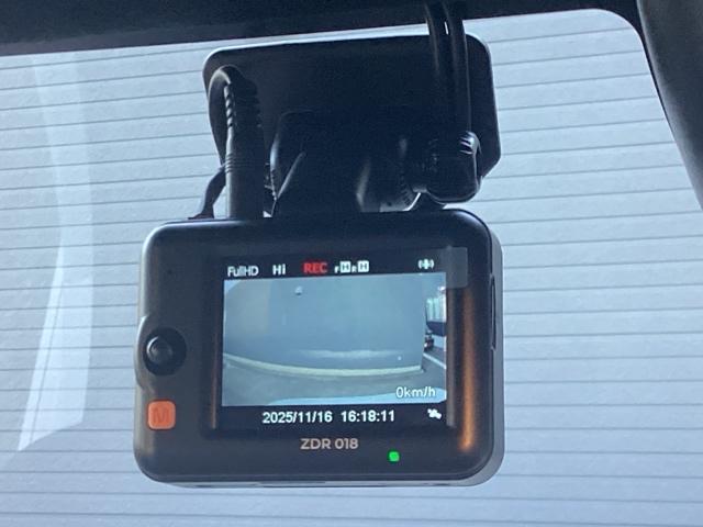 もしもの時に役立つドライブレコーダー付き！！あおり運転防止にも役立ちます！！