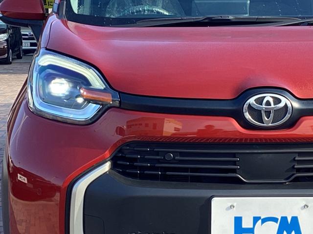 シエンタ ハイブリッドＺ　トヨタセーフティセンス　純正８型ナビ　Ｂｌｕｅｔｏｏｔｈ　ＵＳＢ　バックモニター　両側電動スライドドア　プッシュスタート　スマートキー　シートヒーター　ステアリングヒーター　ＬＥＤヘッドライト　ＥＴＣ（12枚目）