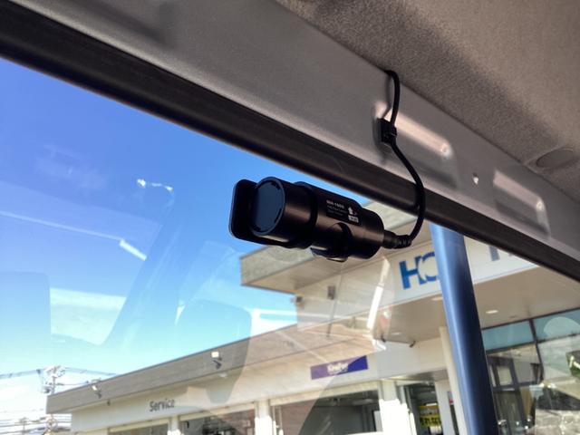 ハイゼットトラック ジャンボエクストラ　スマートアシスト　Ｓｔｒａｄａナビ　Ｂｌｕｅｔｏｏｔｈ　フルセグ　バックモニター　ＥＴＣ　　前後ドライブレコーダー　ＬＥＤヘッドライト　プッシュスターター　スマートキー　アイドルストップ　禁煙車（36枚目）