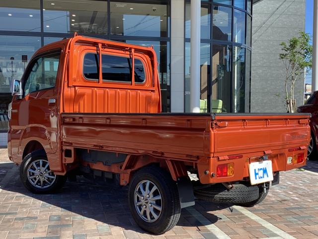 ハイゼットトラック スタンダード　エアコン　パワーステアリング　運転席エアバック　純正オーディオ　ＡＵＸ　ヘッドライトレベライザー（4枚目）