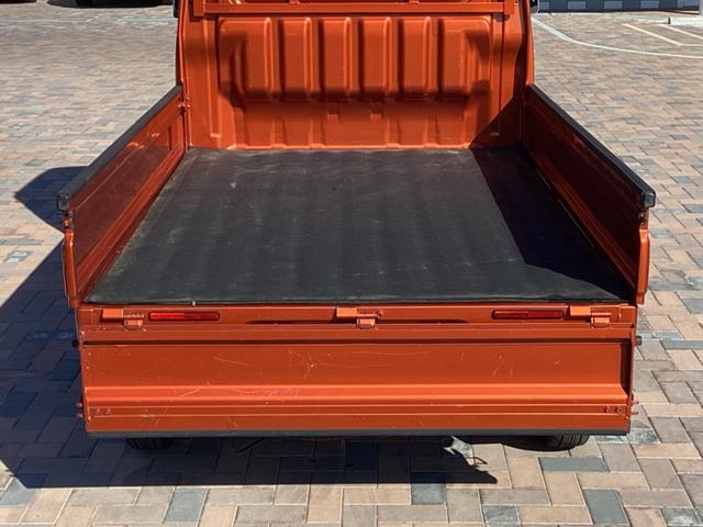 ハイゼットトラック スタンダード　エアコン　パワーステアリング　運転席エアバック　純正オーディオ　ＡＵＸ　ヘッドライトレベライザー（16枚目）