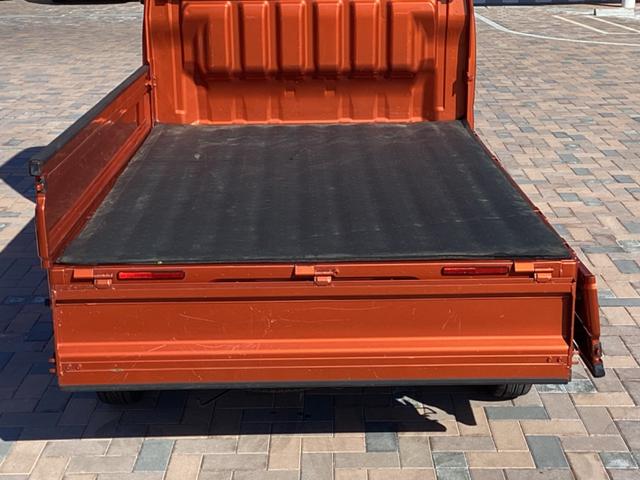 ハイゼットトラック スタンダード　エアコン　パワーステアリング　運転席エアバック　純正オーディオ　ＡＵＸ　ヘッドライトレベライザー（17枚目）