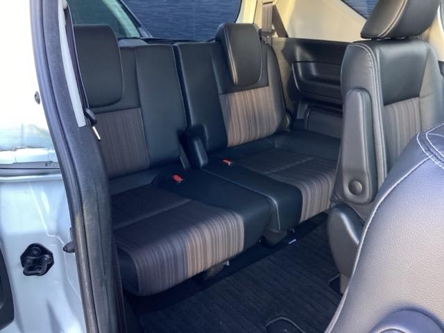 フリードハイブリッド ハイブリッド・モデューロＸホンダセンシング　１年間　走行距離無制限　保証付　ワンオーナー　禁煙車　１１．６インチフリップダウンモニター　ギャザス９インチナビ　Ｂｌｕｅｔｏｏｔｈ機能　バックモニター　ドライブレコーダー　両側電動スライドドア（14枚目）