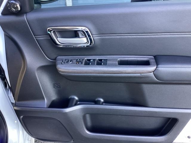 フリードハイブリッド ハイブリッド・モデューロＸホンダセンシング　１年間　走行距離無制限　保証付　ワンオーナー　禁煙車　１１．６インチフリップダウンモニター　ギャザス９インチナビ　Ｂｌｕｅｔｏｏｔｈ機能　バックモニター　ドライブレコーダー　両側電動スライドドア（24枚目）