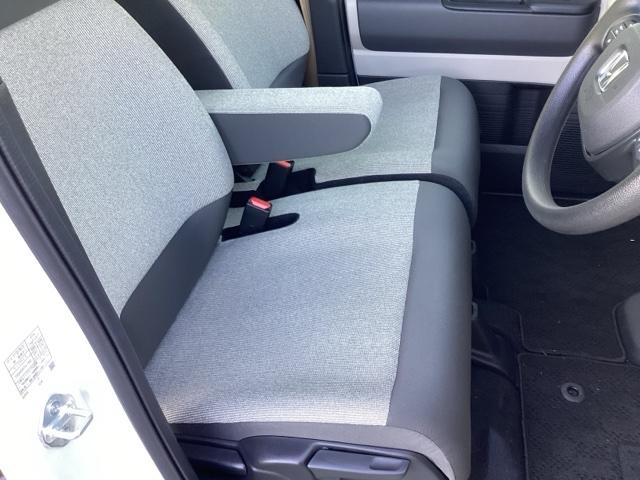 Ｎ－ＢＯＸ ベースグレード　当社レンタアップ　ホンダ純正８インチナビ　ドライブレコーダー　運転席助手席シートヒーター　左側電動スライドドア　フルセグＴＶ　Ｂｌｕｅｔｏｏｔｈ　バックカメラ　禁煙車　ホンダセンシング（20枚目）