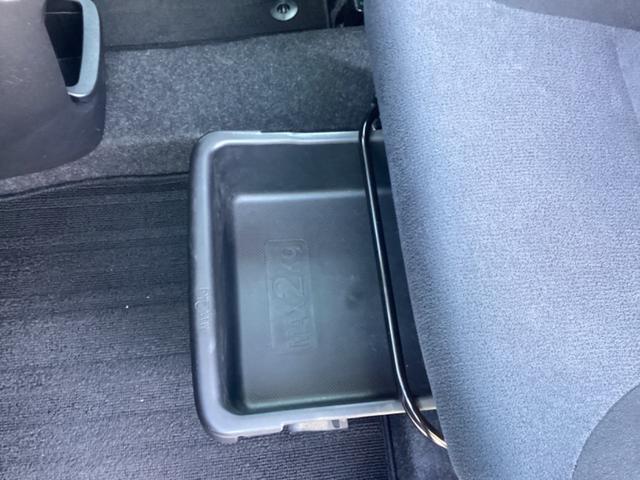 ムーヴキャンバス Ｇメイクアップ　ＳＡＩＩＩ　スマートアシストＩＩ　純正ナビ　Ｂｌｕｅｔｏｏｔｈ　フルセグ　バックモニター　スマートキー　プッシュスタート　ドラレコ　両側電動スライドドア　ＥＴＣ　ＬＥＤヘッドライト　ミニライト１４インチ　禁煙車（40枚目）