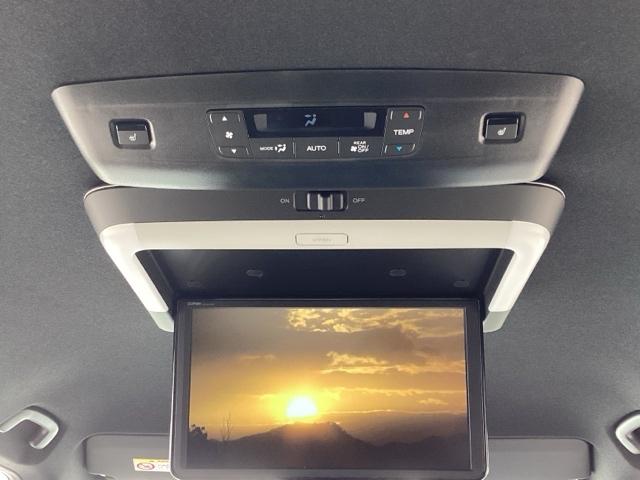 ステップワゴン eHEVスパーダプレミアムラインブラックエディション ホンダ純正11インチインターナビ Bluetooth 地デジ マルチビューカメラ シートヒーター スマートキー ホンダセンシング ホンダコネクト 両側電動スライドドア フリップダウンモニター(24枚目)