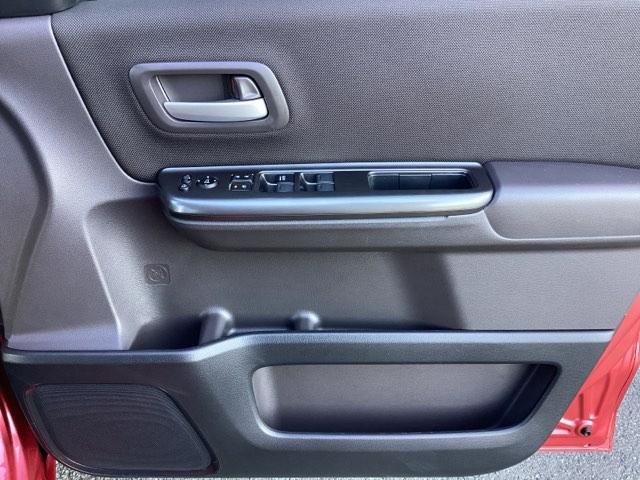 フリード Ｇ・ホンダセンシング　ホンダ純正７インチインターナビ　Ｂｌｕｅｔｏｏｔｈ　地デジ　ＤＶＤビデオ　バックカメラ　両側電動スライドドア　ホンダセンシング　ＬＥＤヘッドライト　シートヒーター　スマートキー　ドライブレコーダー（10枚目）