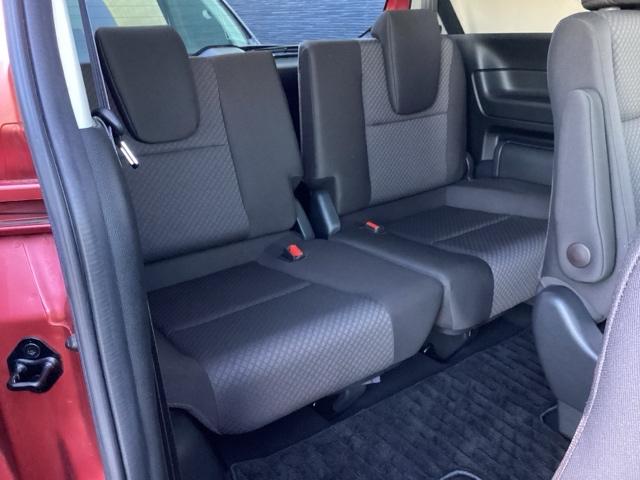 フリード Ｇ・ホンダセンシング　ホンダ純正７インチインターナビ　Ｂｌｕｅｔｏｏｔｈ　地デジ　ＤＶＤビデオ　バックカメラ　両側電動スライドドア　ホンダセンシング　ＬＥＤヘッドライト　シートヒーター　スマートキー　ドライブレコーダー（14枚目）