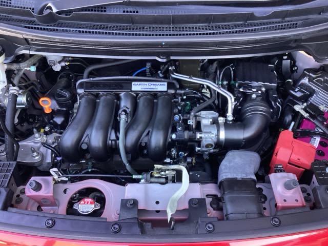 フリード Ｇ・ホンダセンシング　ホンダ純正７インチインターナビ　Ｂｌｕｅｔｏｏｔｈ　地デジ　ＤＶＤビデオ　バックカメラ　両側電動スライドドア　ホンダセンシング　ＬＥＤヘッドライト　シートヒーター　スマートキー　ドライブレコーダー（17枚目）