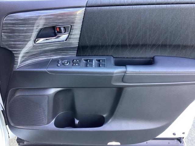 三重県下最大級【ＨＯＮＤＡディーラー】の☆ホンダカーズ三重☆のＨＯＮＤＡ中古車認定ディーラー『Ｕ−Ｓｅｌｅｃｔこもの』です！全車事故修復歴無し！車両状態証明書付きです。