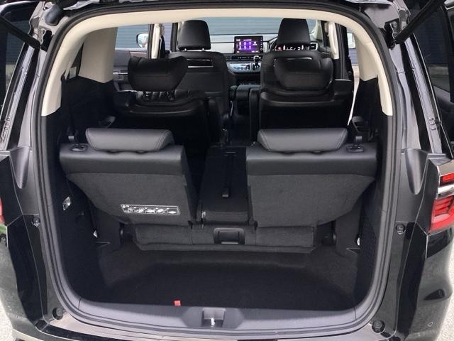 オデッセイ アブソルート・ＥＸ　２年間　走行距離無制限　保証付　禁煙車　ワンオーナー　１０インチインターナビ　フルセグＴＶ　後席モニター　Ｂｌｕｅｔｏｏｔｈ　前後ドラレコ　全周囲カメラ　オットマン　ＥＴＣ　電動シート　シートヒーター（15枚目）