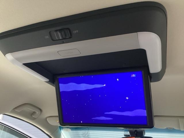 オデッセイ アブソルート・ＥＸ　２年間　走行距離無制限　保証付　禁煙車　ワンオーナー　１０インチインターナビ　フルセグＴＶ　後席モニター　Ｂｌｕｅｔｏｏｔｈ　前後ドラレコ　全周囲カメラ　オットマン　ＥＴＣ　電動シート　シートヒーター（24枚目）