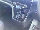 操作のしやすいインパネシフト！足元も広く使えて快適なドライブを楽しめます。