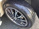 アルミホイール付!鉄ホイールと違って軽いので燃費にも影響してきます。ガソリンの高騰に少しは貢献します!あと単純に足元がきまります。