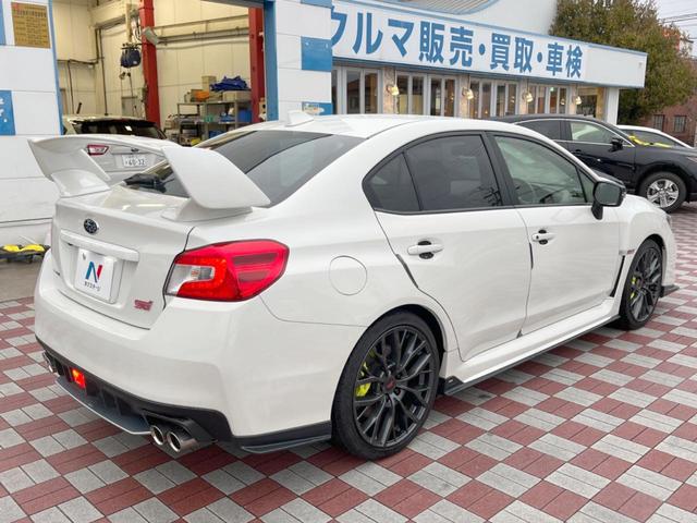 ＷＲＸ　ＳＴＩ ＳＴＩ　タイプＳ　禁煙車　ＳＴＩフルエアロ　大型リヤスポ　アドバンスドセイフティ　ＬＥＤライナー　フロント・サイドカメラ　純正８型ビルトインナビ　バックカメラ　シートヒーター　パワーシート　純正１９インチアルミ（18枚目）