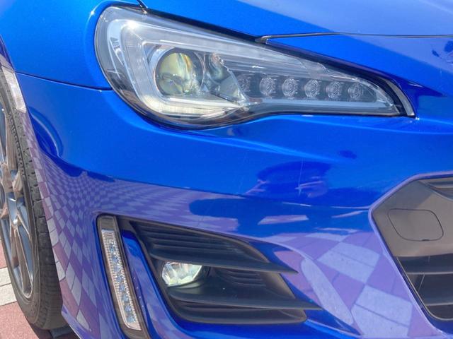 ＢＲＺ ＧＴ　禁煙車　後期型　リアスポ　ＬＥＤライナー　純正ナビ　バックカメラ　ＥＴＣ　シートヒーター　スマートキー　パドルシフト　オートライト　純正１８インチアルミ　ｂｒｅｍｂｏ製ブレーキ　ＬＥＤヘッド（41枚目）