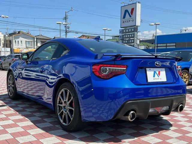 ＢＲＺ ＧＴ　禁煙車　後期型　リアスポ　ＬＥＤライナー　純正ナビ　バックカメラ　ＥＴＣ　シートヒーター　スマートキー　パドルシフト　オートライト　純正１８インチアルミ　ｂｒｅｍｂｏ製ブレーキ　ＬＥＤヘッド（43枚目）