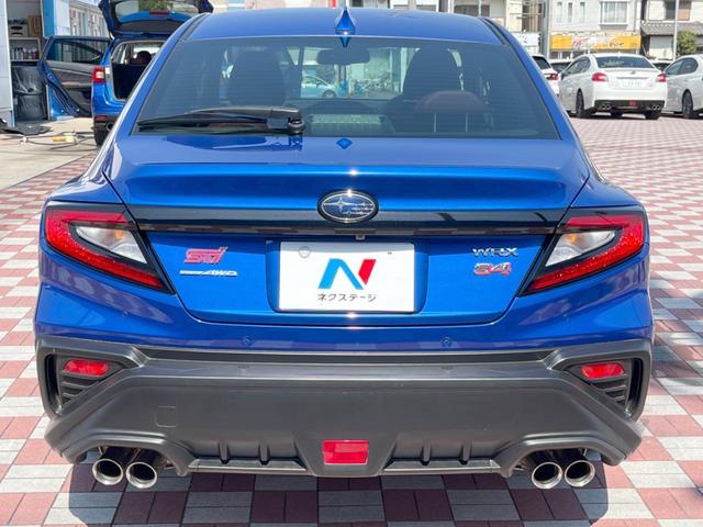 ＷＲＸ　Ｓ４ ＳＴＩスポーツＲ　ＥＸ　禁煙車　ＲＥＣＡＲＯシート　サンルーフ　１１．６インチナビ　フロント・サイド・バックカメラ　純正１８インチアルミ　ＬＥＤヘッドライト　メモリーシート　シートヒーター　ＬＥＤライナー　ＥＴＣ　ドラレコ（15枚目）