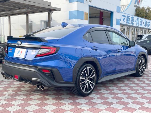 ＷＲＸ　Ｓ４ ＳＴＩスポーツＲ　ＥＸ　禁煙車　ＳＴＩタワーバー　トランクスポイラー　１１．６インチナビ　バックカメラ　ＳＴＩフレキシブルドロースティフナー　ＺＦ製電子制御ダンパー　全席シートヒーター　メモリー機能付きパワーシート　ＥＴＣ（17枚目）