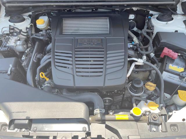 ＷＲＸ　Ｓ４ ２．０ＧＴ－Ｓアイサイト　禁煙車　ＳＴＩフルエアロ　大型カーボンスポイラー　アイサイトセイフティ＋　純正ビルトインナビ　バックカメラ　シートヒーター　ＢＩＬＳＴＥＩＮ製ダンパー　純正１８インチアルミ　ハーフレザーシート　ＥＴＣ（18枚目）