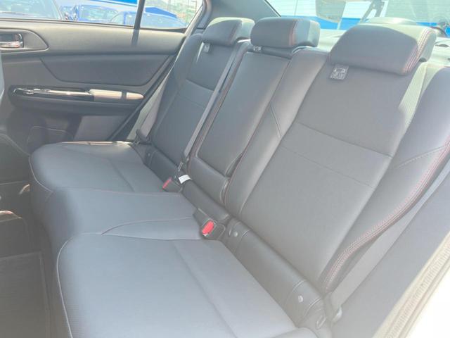 ＷＲＸ　Ｓ４ ２．０ＧＴ－Ｓアイサイト　禁煙車　ＳＴＩフルエアロ　大型カーボンスポイラー　アイサイトセイフティ＋　純正ビルトインナビ　バックカメラ　シートヒーター　ＢＩＬＳＴＥＩＮ製ダンパー　純正１８インチアルミ　ハーフレザーシート　ＥＴＣ（36枚目）