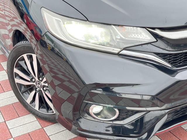 フィット RS ホンダセンシング 禁煙車 6速MT パイオニア製SDナビ バックカメラ スマートキー ETC ハーフレザー 純正16インチアルミ LEDヘッドライト 純正革巻きステアリング ホンダセンシング クルコン オートエアコン(12枚目)