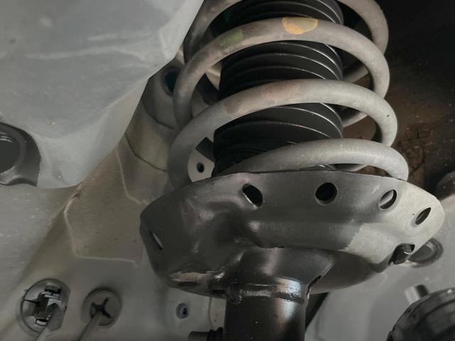 フィット RS ホンダセンシング 禁煙車 6速MT パイオニア製SDナビ バックカメラ スマートキー ETC ハーフレザー 純正16インチアルミ LEDヘッドライト 純正革巻きステアリング ホンダセンシング クルコン オートエアコン(20枚目)