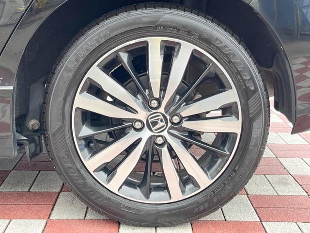 フィット RS ホンダセンシング 禁煙車 6速MT パイオニア製SDナビ バックカメラ スマートキー ETC ハーフレザー 純正16インチアルミ LEDヘッドライト 純正革巻きステアリング ホンダセンシング クルコン オートエアコン(31枚目)