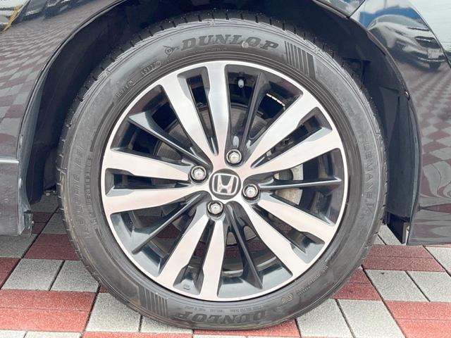フィット RS ホンダセンシング 禁煙車 6速MT パイオニア製SDナビ バックカメラ スマートキー ETC ハーフレザー 純正16インチアルミ LEDヘッドライト 純正革巻きステアリング ホンダセンシング クルコン オートエアコン(33枚目)
