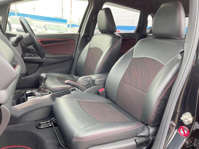 フィット RS ホンダセンシング 禁煙車 6速MT パイオニア製SDナビ バックカメラ スマートキー ETC ハーフレザー 純正16インチアルミ LEDヘッドライト 純正革巻きステアリング ホンダセンシング クルコン オートエアコン(41枚目)