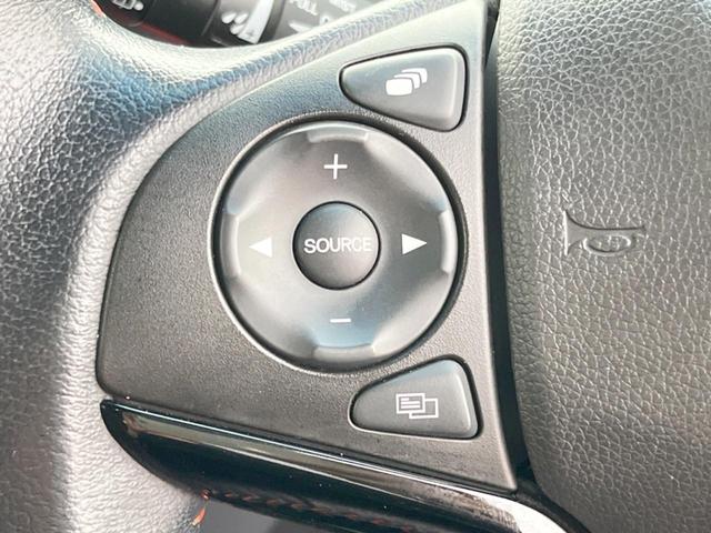 フィット RS ホンダセンシング 禁煙車 6速MT パイオニア製SDナビ バックカメラ スマートキー ETC ハーフレザー 純正16インチアルミ LEDヘッドライト 純正革巻きステアリング ホンダセンシング クルコン オートエアコン(44枚目)