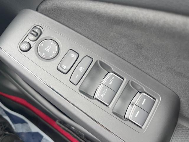 シビック タイプＲ　禁煙車　ホンダコネクト９インチディスプレイ　ＣａｒＰｌａｙ　ホンダセンシング　ｂｒｅｍｂｏキャリパー　ＥＴＣ２．０　バックカメラ　アルカンターラステアリング　ＬＥＤヘッドライト　純正１９インチアルミ（48枚目）