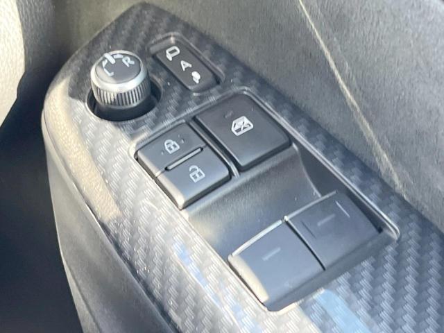 GRヤリス RZ ハイパフォーマンス 禁煙車 GRマフラー TOMSリヤスポイラー GRエアロ JBLサウンド GRキャリパー 8インチディスプレイオーディオ バックカメラ ETC 純正18インチアルミホイール LEDヘッドライト(48枚目)