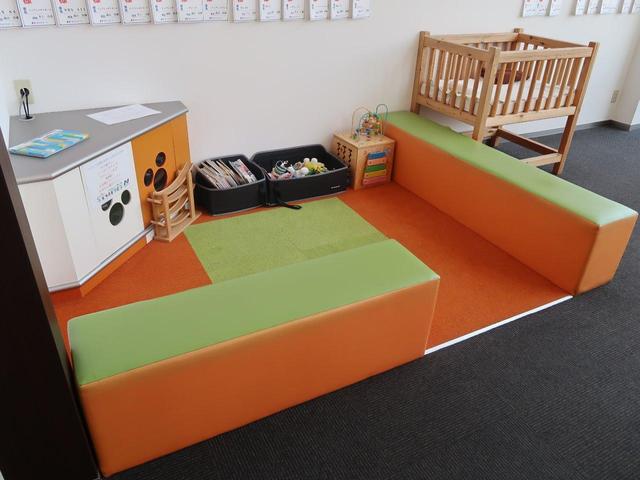 GRヤリス RZ ハイパフォーマンス 禁煙車 GRマフラー TOMSリヤスポイラー GRエアロ JBLサウンド GRキャリパー 8インチディスプレイオーディオ バックカメラ ETC 純正18インチアルミホイール LEDヘッドライト(73枚目)