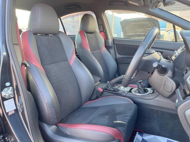 ＷＲＸ　ＳＴＩ ＳＴＩ　タイプＳ　禁煙車　ＳＴＩスタイルパッケージ　アドバンスドセイフティパッケージ　純正ナビ　バックカメラ　Ｂｒｅｍｂｏキャリパー　ＥＴＣ　純正１９インチアルミ　シートヒーター　ＢＩＬＳＴＥＩＮ製ダンパー（8枚目）