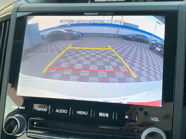 【バックカメラ】駐車時に後方がリアルタイム映像で確認できます。大型商業施設や立体駐車場での駐車時や、夜間のバック時に大活躍！運転スキルに関わらず、今や必須となった装備のひとつです！