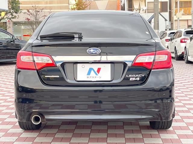 レガシィＢ４ リミテッド　禁煙車　アドバンスドセイフティパッケージ　黒革シート　ＬＥＤヘッド　全席シートヒーター　純正パナソニックＳＤナビ　純正１８インチアルミ　スマートキー　ＥＴＣ　アルミペダル　パドルシフト（15枚目）