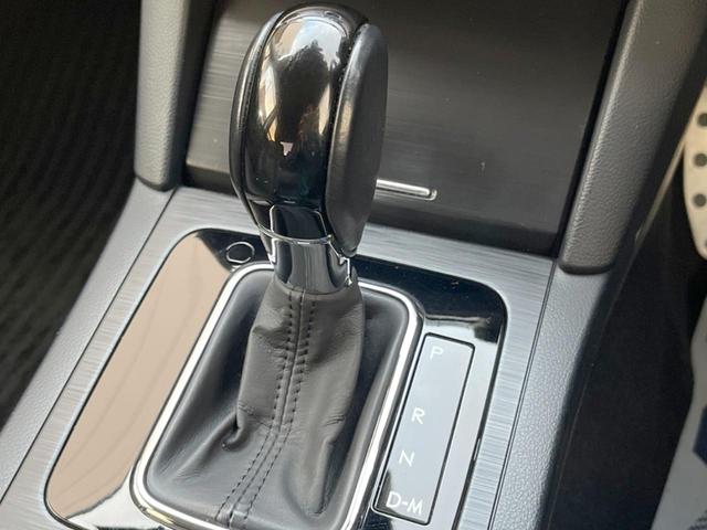 レガシィＢ４ リミテッド　禁煙車　アドバンスドセイフティパッケージ　黒革シート　ＬＥＤヘッド　全席シートヒーター　純正パナソニックＳＤナビ　純正１８インチアルミ　スマートキー　ＥＴＣ　アルミペダル　パドルシフト（47枚目）