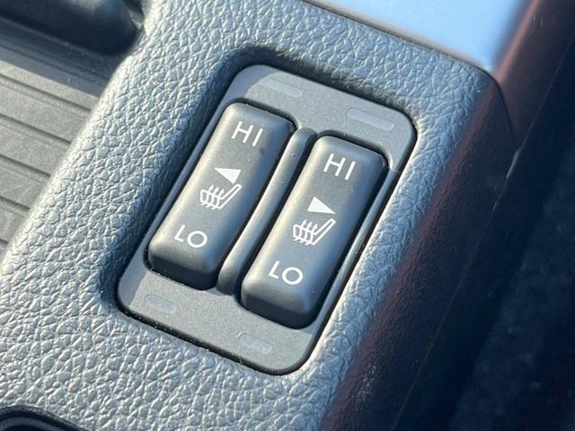 レヴォーグ 2.0STIスポーツアイサイト 禁煙車 アドバンスドセイフティPKG 純正パナソニック製SDナビ サイド・バックカメラ シートヒーター メモリーシート ETC LEDヘッド LEDライナー STIチューニングBILSTEINダンパー(6枚目)