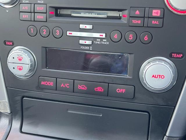 レガシィＢ４ ２．０ｉ　スマートセレクション　禁煙車　ターボ　ビルシュタインダンパー　パワーシート　リアビスカスＬＳＤ　デュアルオートエアコン　ＨＩＤヘッド　ＥＴＣ　純正１７インチアルミ　革巻ステアリングホイール　パドルシフト　スマートキー（6枚目）