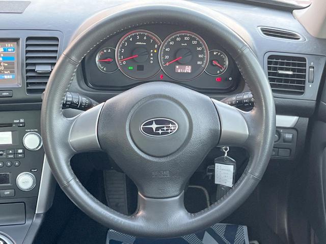 レガシィＢ４ ２．０ｉ　スマートセレクション　禁煙車　ターボ　ビルシュタインダンパー　パワーシート　リアビスカスＬＳＤ　デュアルオートエアコン　ＨＩＤヘッド　ＥＴＣ　純正１７インチアルミ　革巻ステアリングホイール　パドルシフト　スマートキー（11枚目）