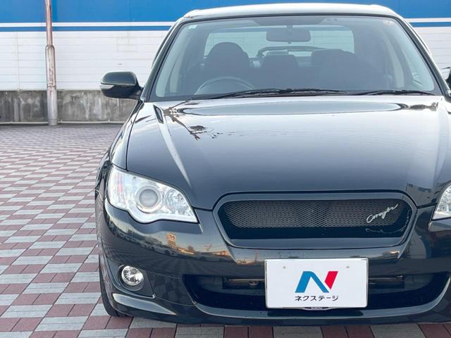 レガシィＢ４ ２．０ｉ　スマートセレクション　禁煙車　ターボ　ビルシュタインダンパー　パワーシート　リアビスカスＬＳＤ　デュアルオートエアコン　ＨＩＤヘッド　ＥＴＣ　純正１７インチアルミ　革巻ステアリングホイール　パドルシフト　スマートキー（21枚目）