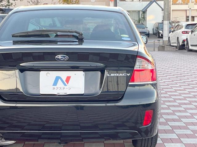 レガシィＢ４ ２．０ｉ　スマートセレクション　禁煙車　ターボ　ビルシュタインダンパー　パワーシート　リアビスカスＬＳＤ　デュアルオートエアコン　ＨＩＤヘッド　ＥＴＣ　純正１７インチアルミ　革巻ステアリングホイール　パドルシフト　スマートキー（24枚目）