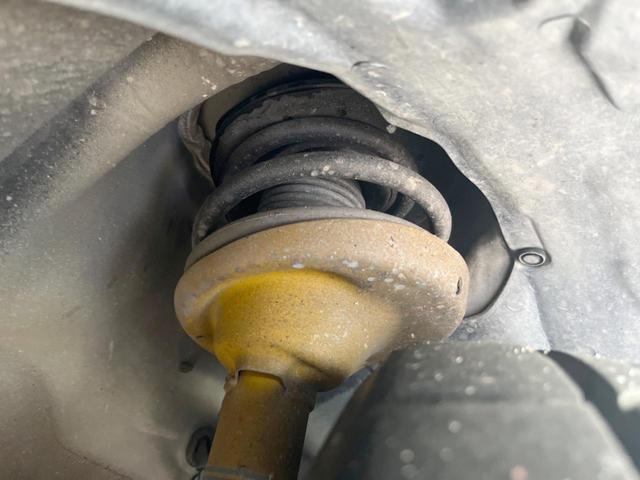 ＷＲＸ Ｓ４ ２．０ＧＴ－Ｓアイサイト　禁煙車　アイサイトセイフティ＋　フロント・サイド・バックカメラ　純正パイオニア製ナビ　シートヒーター　ＥＴＣ　スエードハーフレザー　ＬＥＤヘッド　ＬＥＤライナー　純正１８インチアルミ　トランクリップ（20枚目）